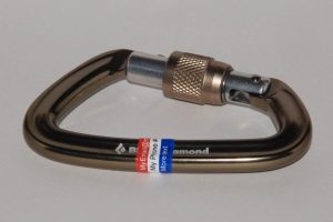 Three stripe custom gear label